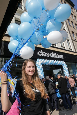 The entrance of the first Clas Ohlson store in Germany.
