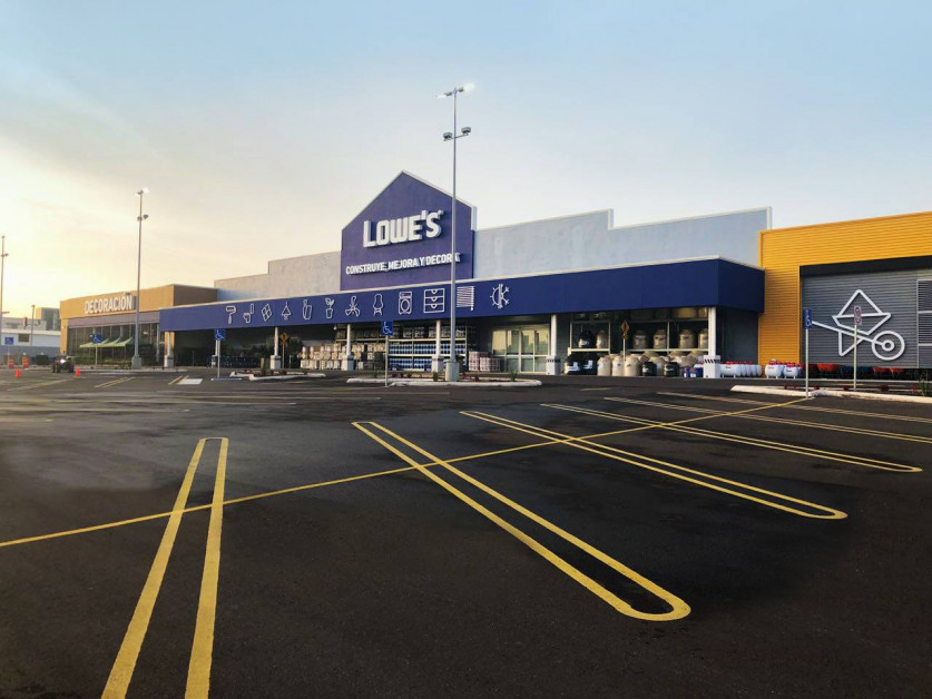 Number of Lowe's locations slightly - diyinternational