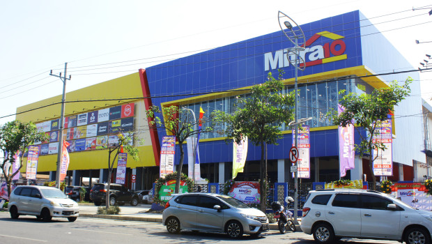 Mitra10 currently operates 52 stores.