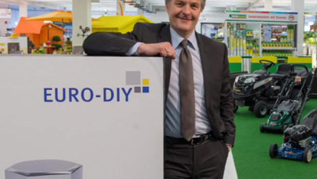 Fred Ströter has moved from Obi to the management of Euro-DIY. 
